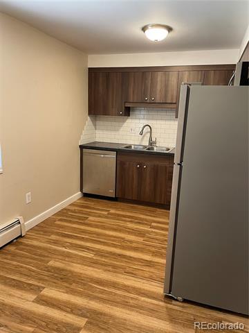 Foto principal - 4735 Holland St