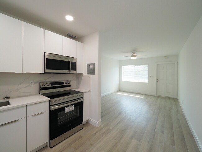 Foto del edificio - Oakland Palm Apartments