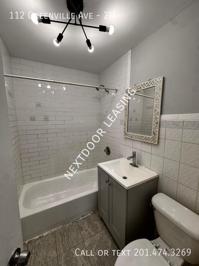 Foto del edificio - 112 Greenville Ave