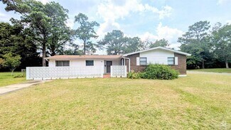 Building Photo - 1025 Revere Dr