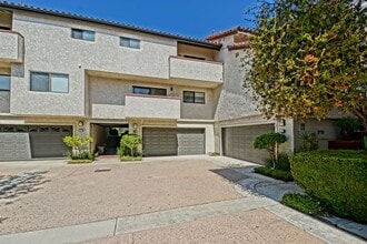 Building Photo - 23 Coronado Ct