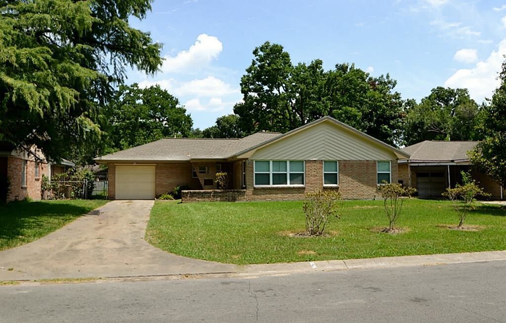 Primary Photo - 6022 Moonmist Dr
