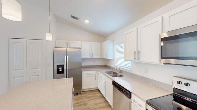 Foto del edificio - NEW Construction 4/2 home Palm Bay