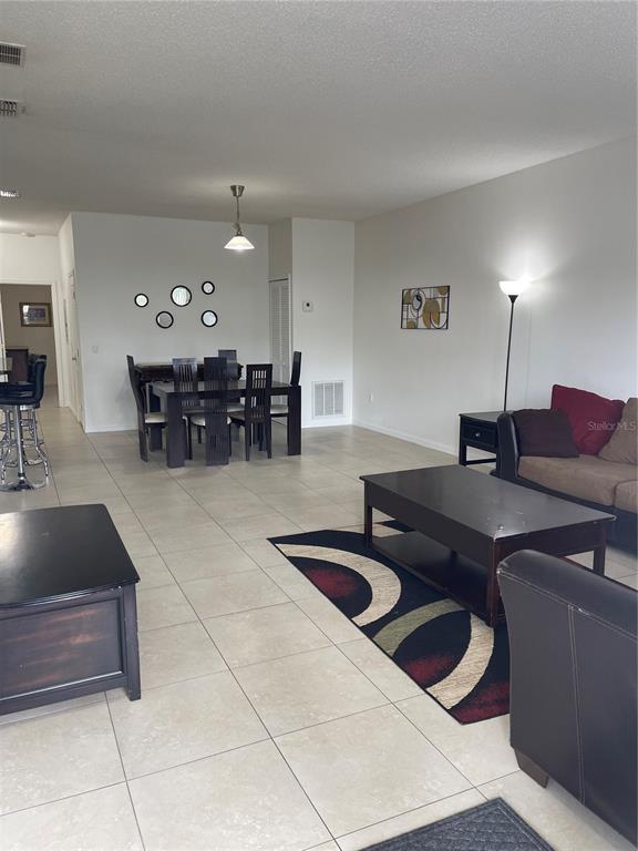 Foto del edificio - 3157 Sun Lake Ct