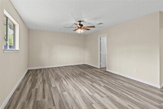 Building Photo - 5026 Fitzwater Dr
