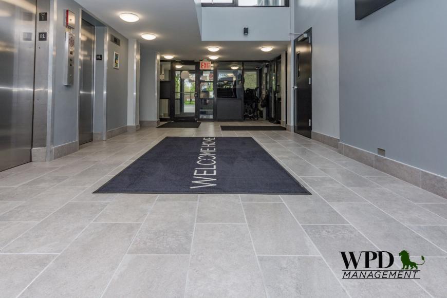 Foto principal - 2 bedroom in Chicago IL 60621