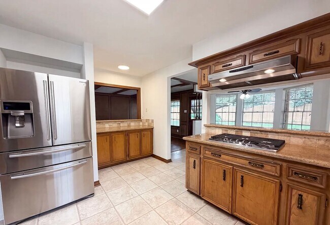 Foto del edificio - 5614 Spanish Oak Dr