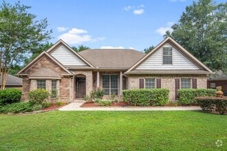 Building Photo - 208 Foxchase Way