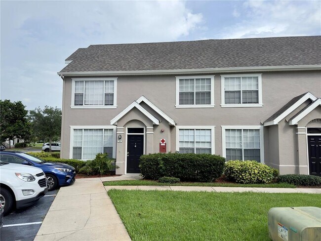 Foto del edificio - 9141 Lee Vista Blvd