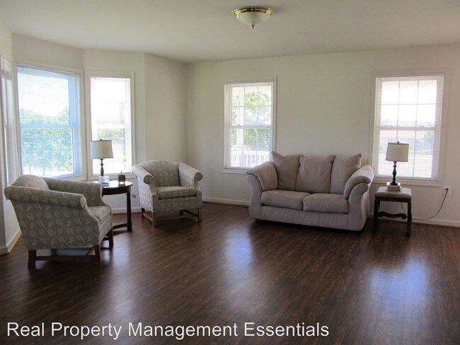 Building Photo - 4 br, 3.5 bath House - 2872 Bird View Rd