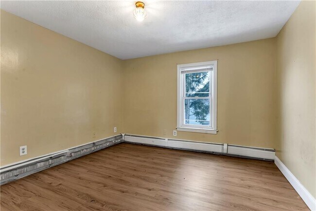 Building Photo - 24 Whipple Ave