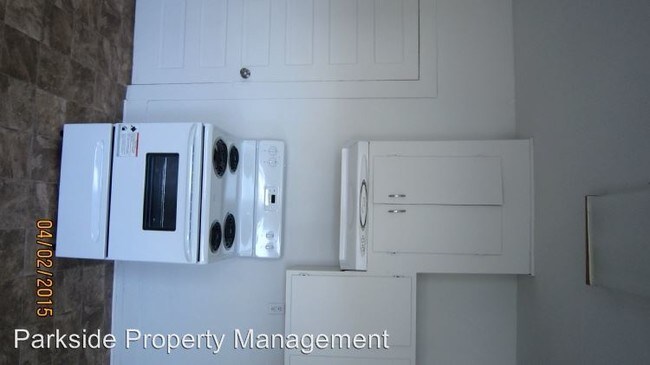 Foto del edificio - 3 br, 2 bath House - 11 Poplar St.