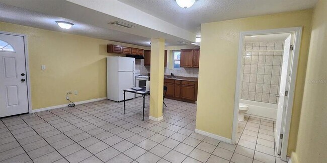 Foto del edificio - 5999 28th St N