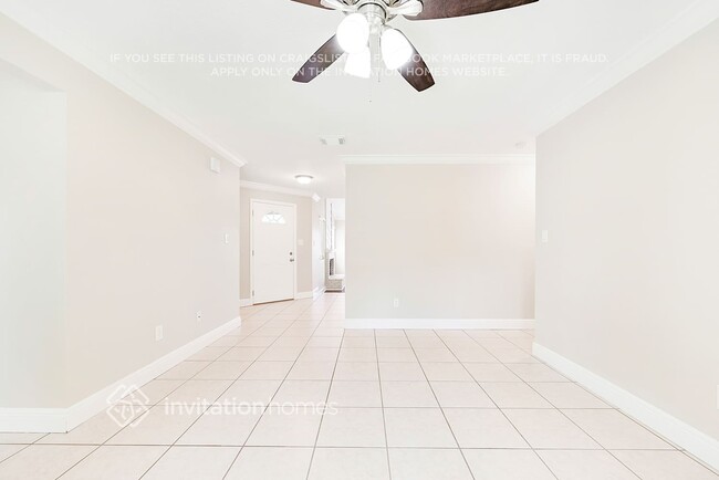 Foto del edificio - 327 Harbor Point Blvd