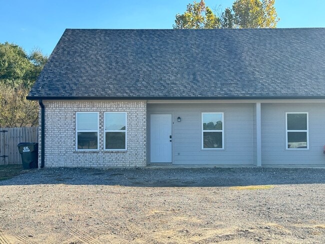 Foto del edificio - 13209 County Rd 499