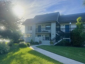 Building Photo - 2018 SW 29th Ct