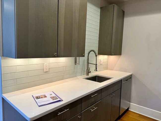 Foto del edificio - 5 Mohawk St