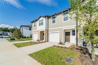 Building Photo - 6174 Daerr Rdg St