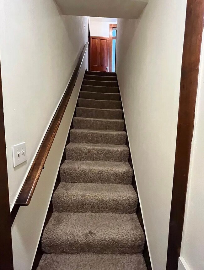 Foto del edificio - 722 Hutchins Ave