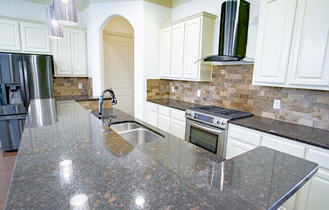 Foto del edificio - Luxurious Lower Greenville home walkable to shops & eateries