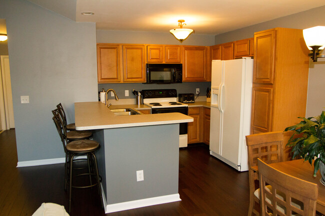 Building Photo - 13367 Forest Ridge Blvd