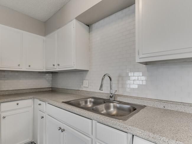 Foto del edificio - Seminole Ridge Apartments