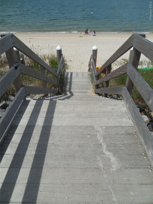 Foto del edificio - 4 Oakhurst Rd