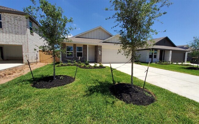 Building Photo - 26810 Scarlet Willow Dr