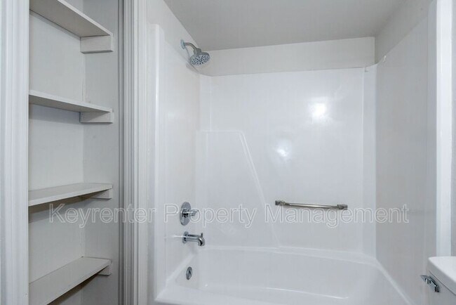 Foto del edificio - 10951 E 23rd St