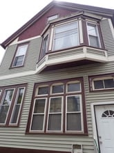 Building Photo - 919 E Clarke St