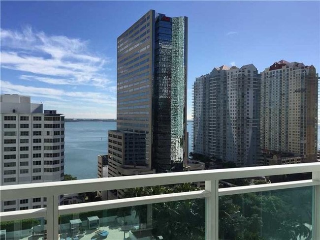 Building Photo - 951 Brickell Ave