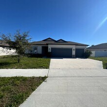 Building Photo - 1537 Meadowlark Dr