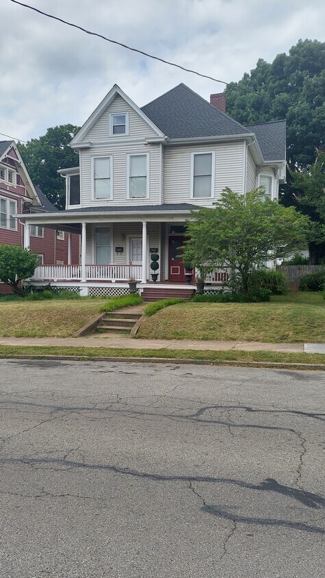Foto principal - 375 Washington Ave SW