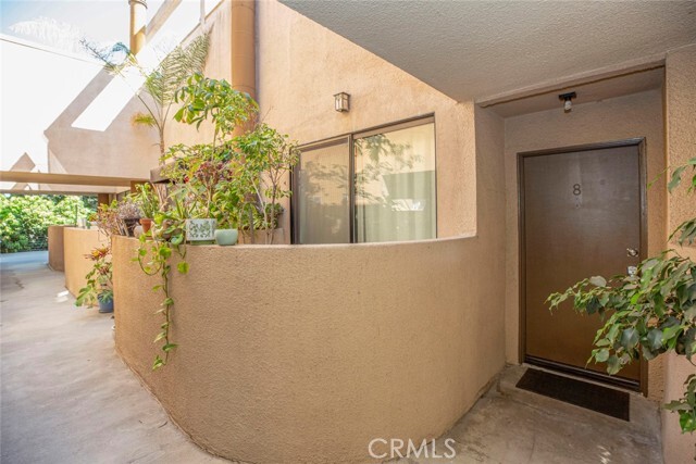 Foto del edificio - 5456 Hermitage Ave