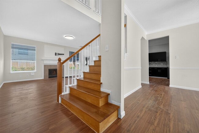 Building Photo - 8302 Cliffshire Ct