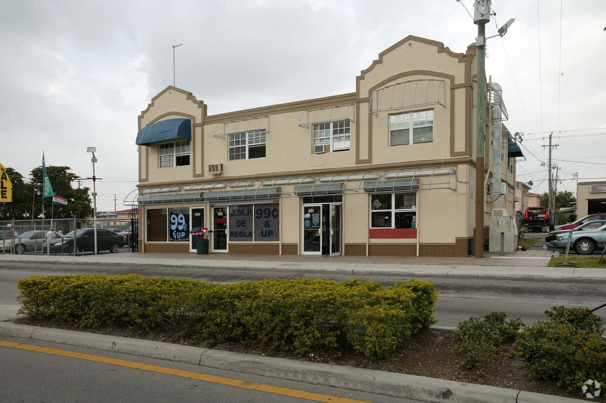 Primary Photo - 1116 Palm Ave, Hialeah