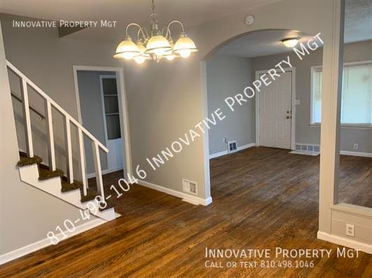 Building Photo - 1405 Lincoln Dr
