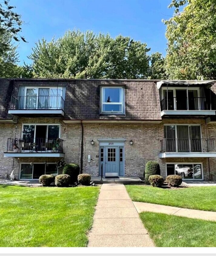Foto principal - 101 Provincial Ct