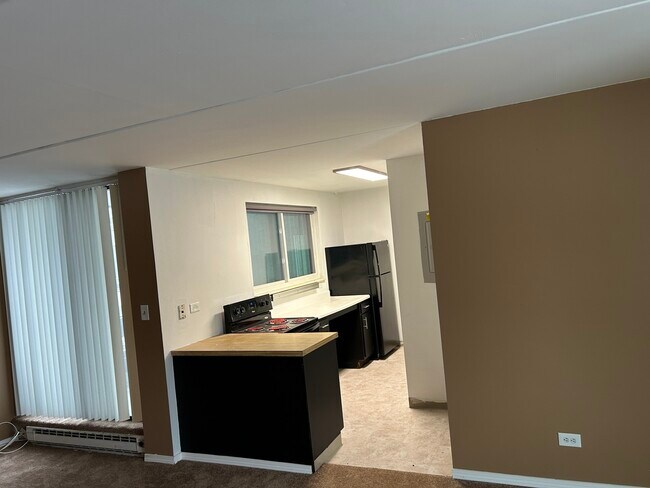 Foto del edificio - 366 W Miner St