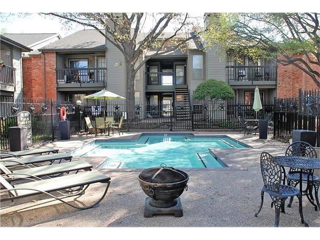 Foto del edificio - 18333 Roehampton Dr