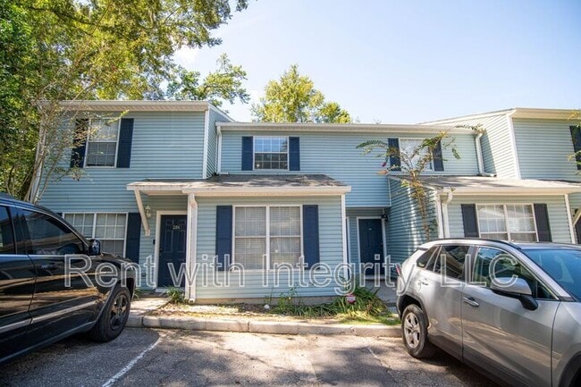 Photo - 2186 Timberwood Cir N House