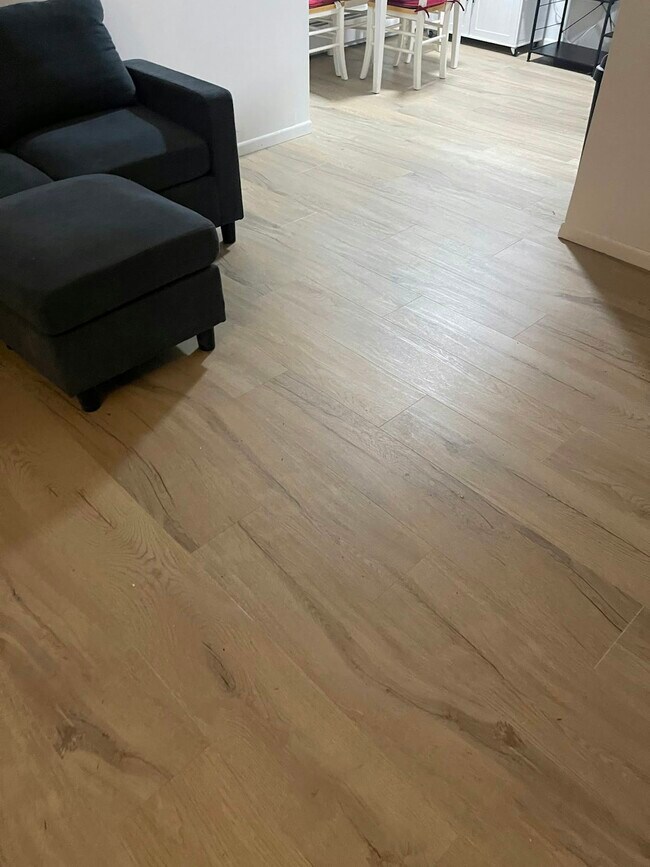 Foto del edificio - 4169 W Ridge Rd