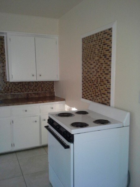 Building Photo - 209 Grove