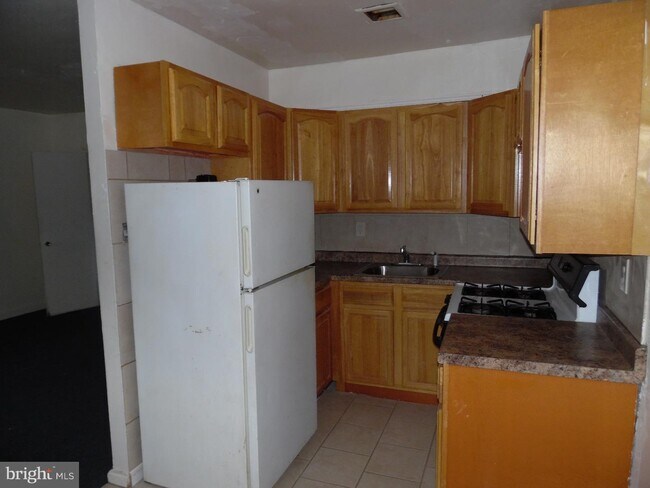 Foto del edificio - 6320 N 10th St