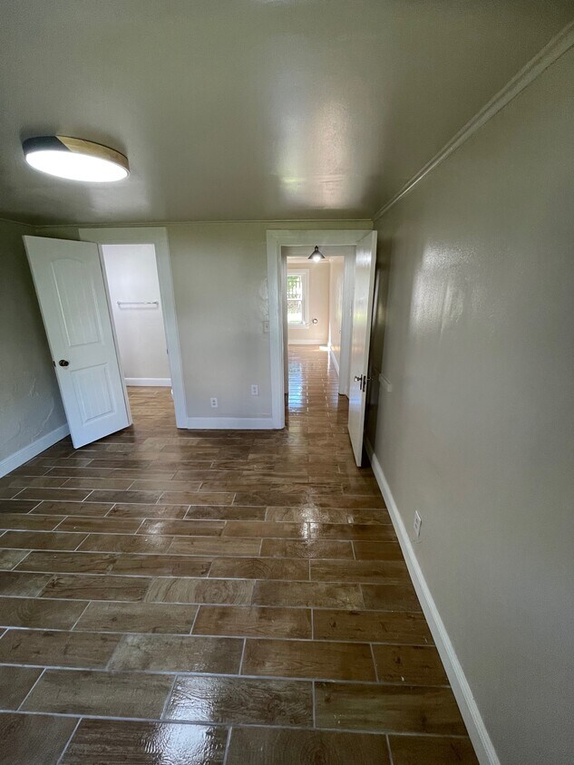 Foto del edificio - 833 W Stone St