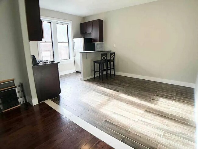 Foto del edificio - 188 Parkside Ave