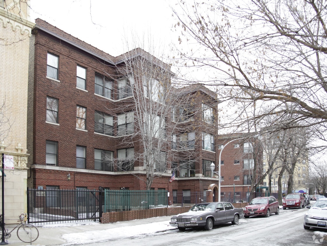 912-930 W Gordon - 912-930 W Gordon Ter