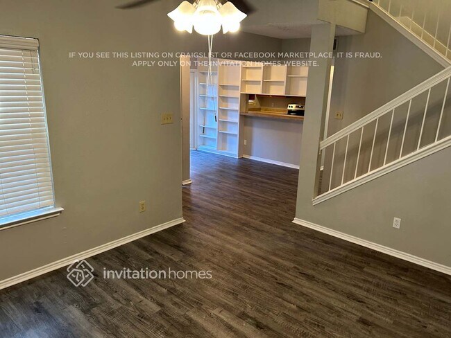 Foto del edificio - 129 Callender Dr