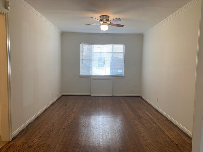 Foto del edificio - 2128 South Blvd