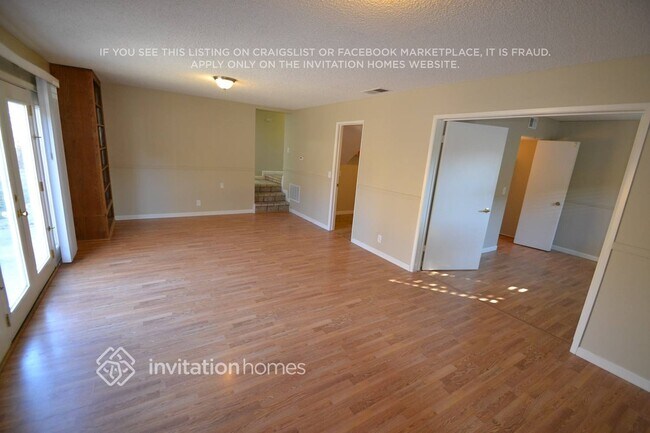 Building Photo - 131 Bel Air Dr